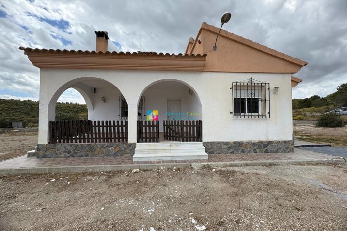 Image No.1-3 Bed Villa for sale