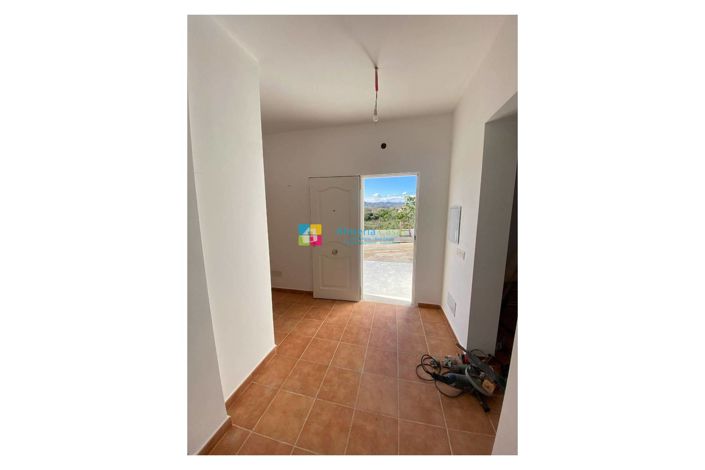 Image No.5-3 Bed Villa for sale