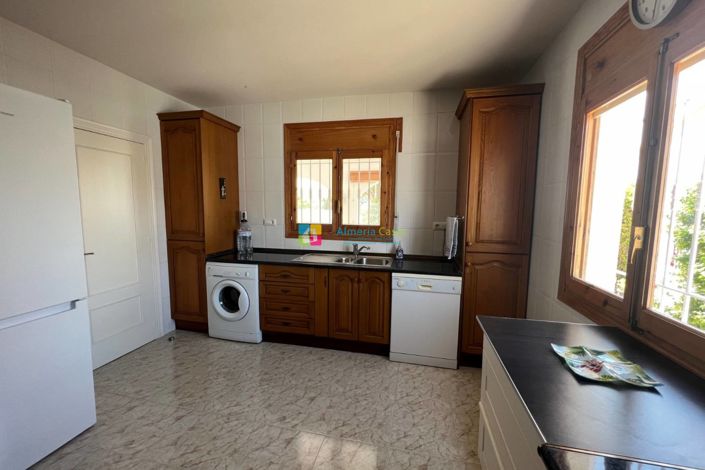 Image No.11-4 Bed Villa for sale