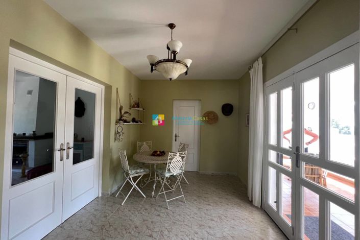 Image No.6-4 Bed Villa for sale