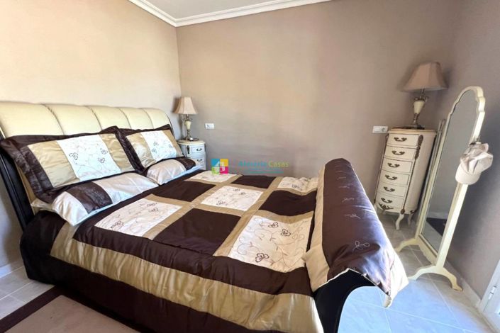 Image No.18-5 Bed Villa for sale