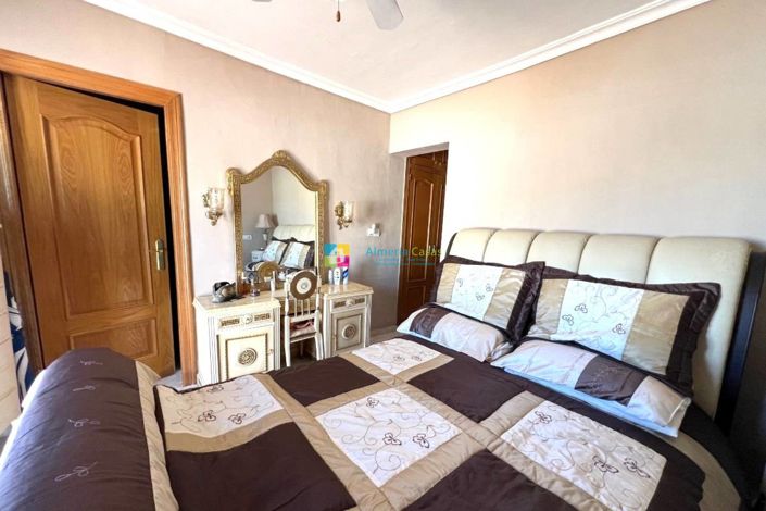 Image No.20-5 Bed Villa for sale