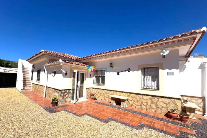 Image No.32-5 Bed Villa for sale