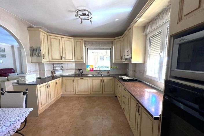 Image No.6-5 Bed Villa for sale