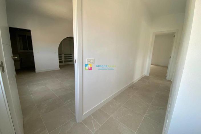 Image No.16-4 Bed Villa for sale