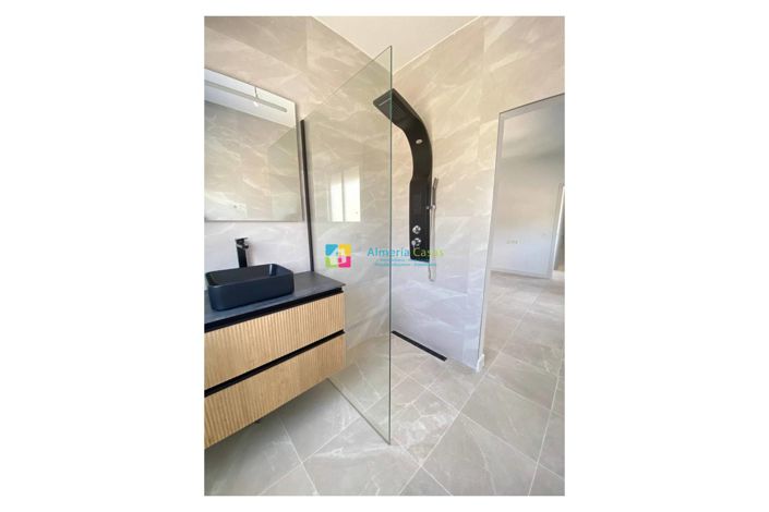 Image No.20-4 Bed Villa for sale