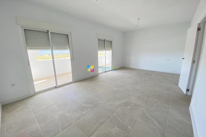 Image No.24-4 Bed Villa for sale