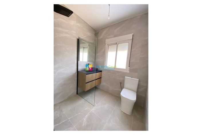 Image No.28-4 Bed Villa for sale