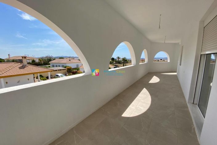 Image No.29-4 Bed Villa for sale