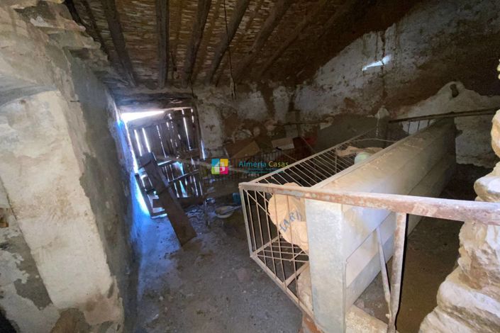 Image No.18-3 Bed Country House for sale