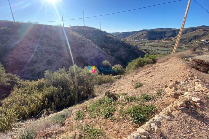 Image No.27-3 Bed Country House for sale