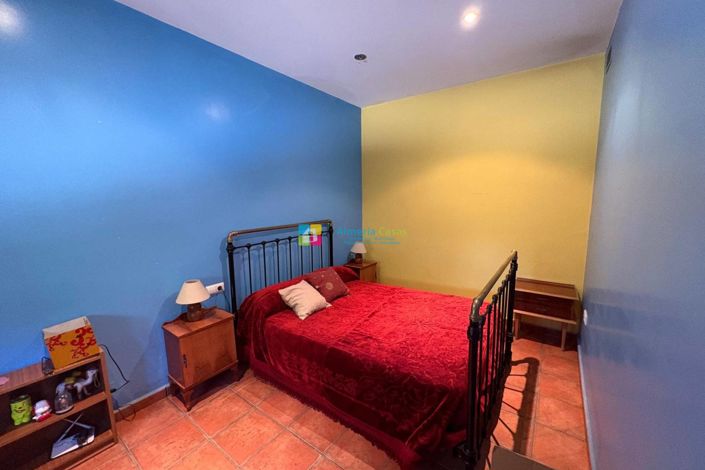 Image No.16-4 Bed Country House for sale