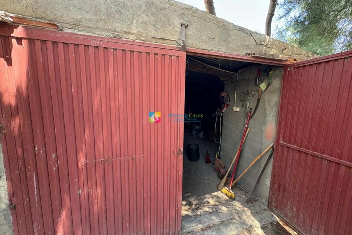 Image No.25-4 Bed Country House for sale