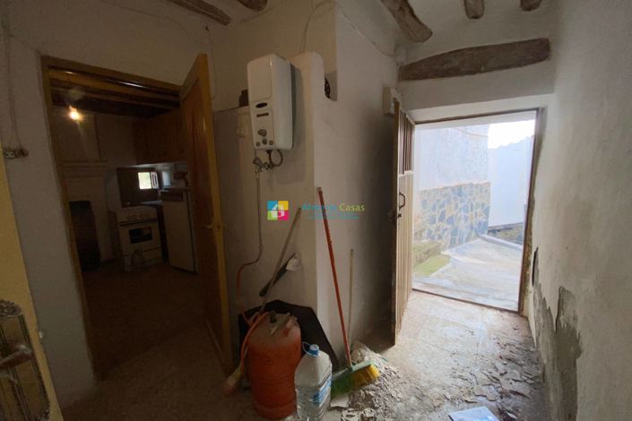 Image No.2-3 Bed Townhouse for sale