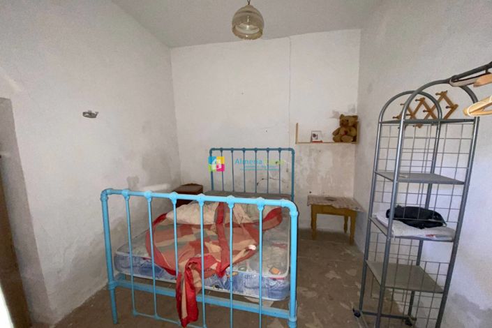 Image No.9-3 Bed Townhouse for sale