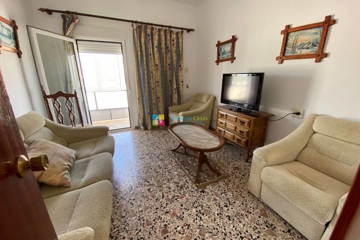 Image No.17-3 Bed Townhouse for sale