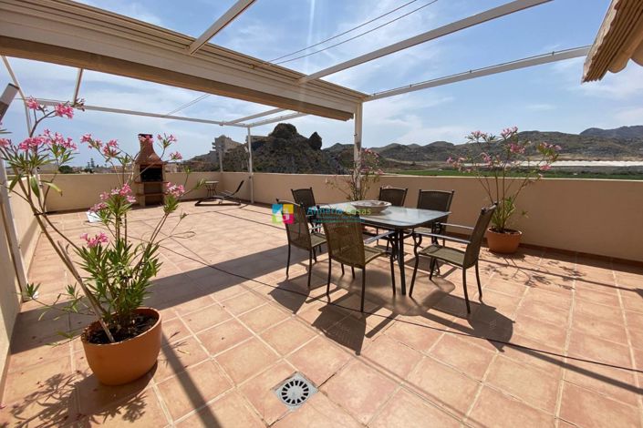 Image No.24-3 Bed Apartment for sale