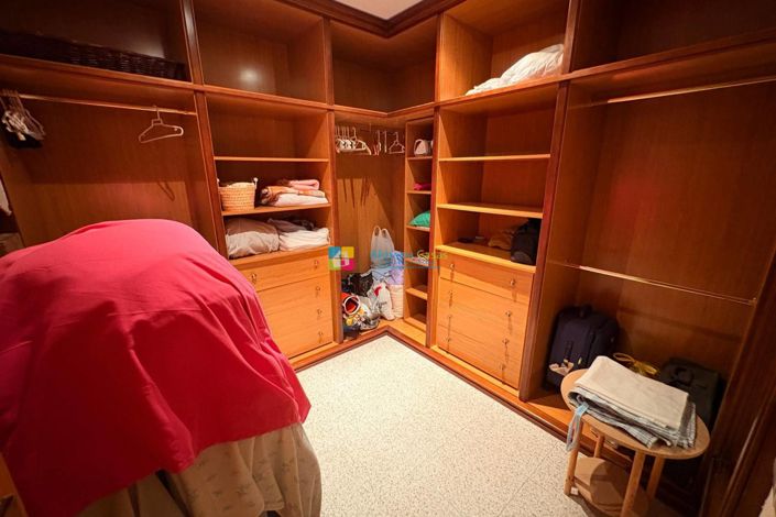 Image No.13-3 Bed Apartment for sale