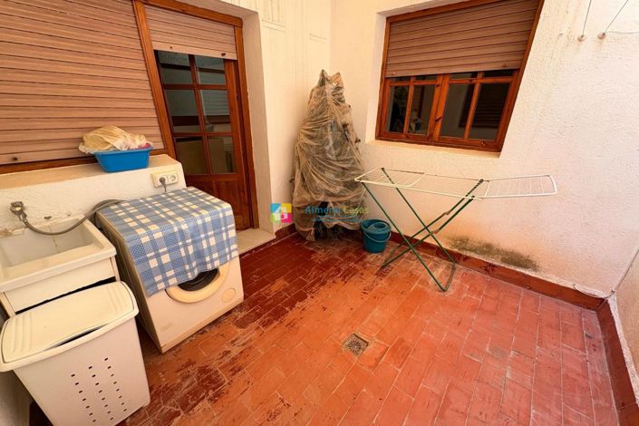 Image No.17-3 Bed Apartment for sale