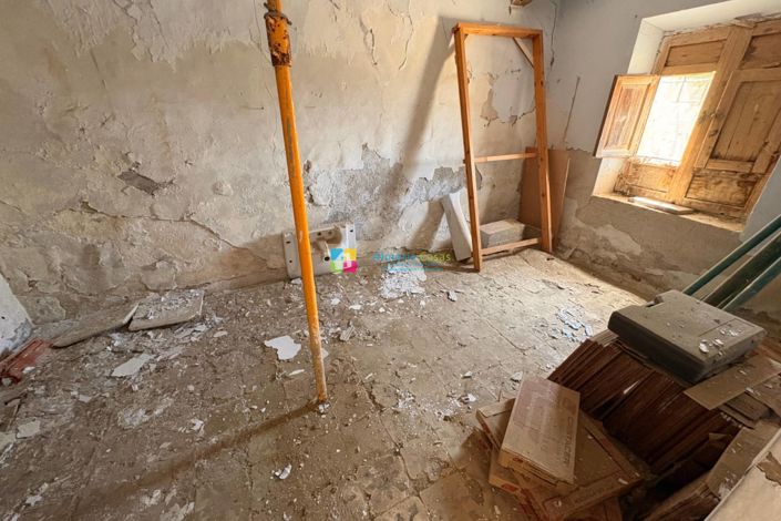 Image No.22-3 Bed Townhouse for sale