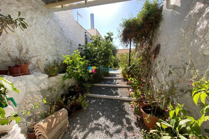 Image No.12-3 Bed Townhouse for sale