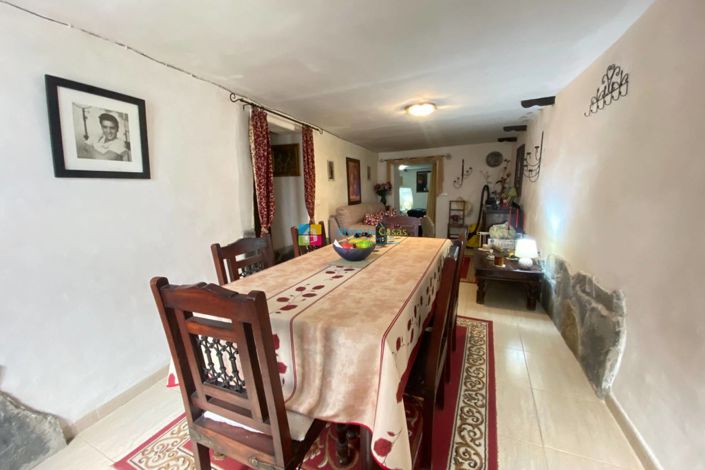 Image No.2-3 Bed Townhouse for sale