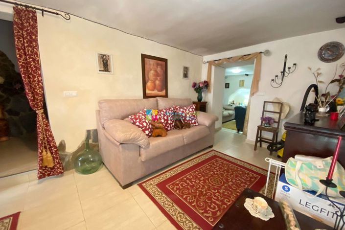 Image No.4-3 Bed Townhouse for sale