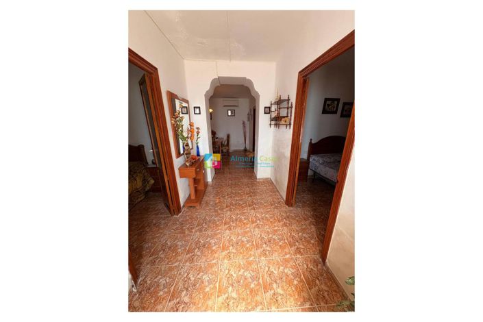 Image No.18-3 Bed Country House for sale