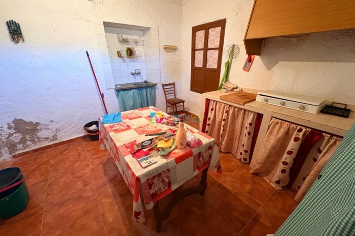 Image No.19-3 Bed Country House for sale