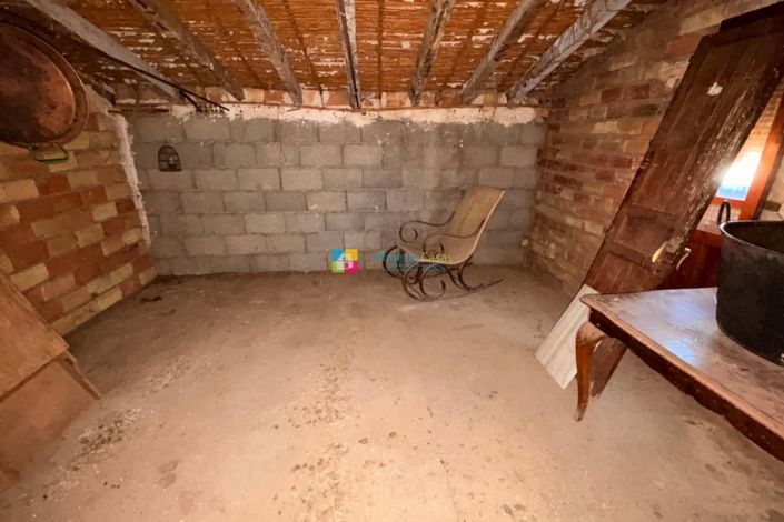 Image No.21-3 Bed Country House for sale