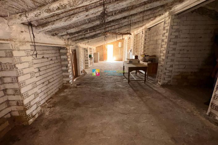 Image No.24-3 Bed Country House for sale