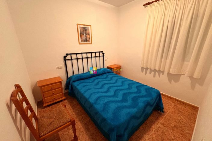 Image No.36-8 Bed Townhouse for sale