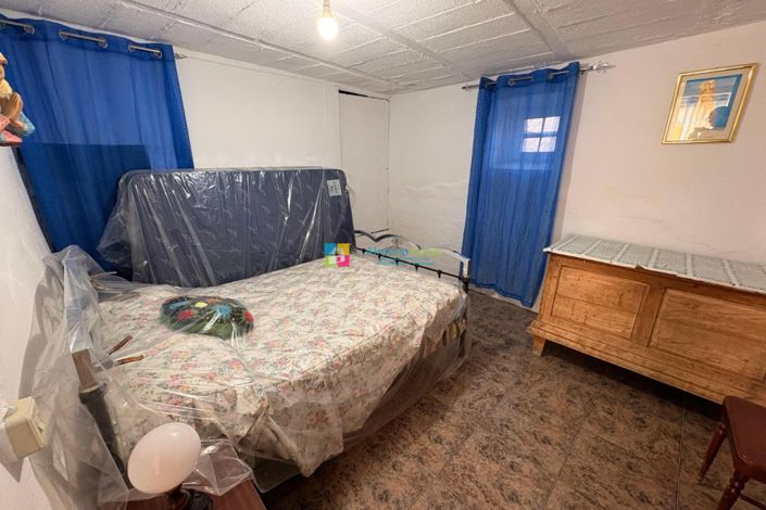 Image No.6-2 Bed Country House for sale