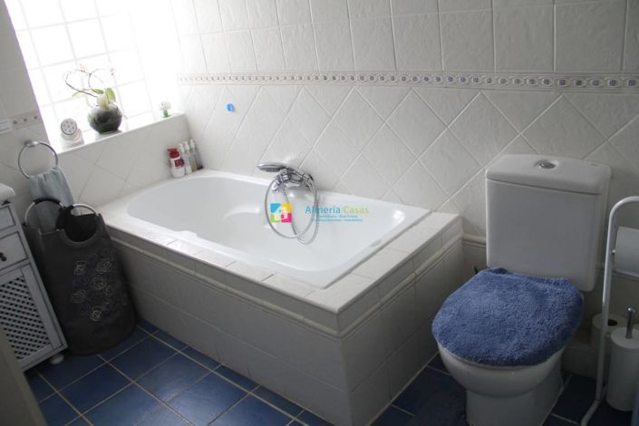 Image No.14-3 Bed Villa for sale