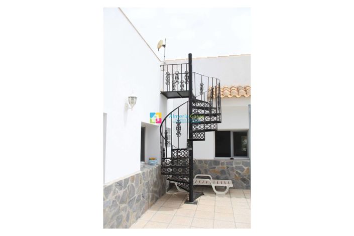 Image No.21-3 Bed Villa for sale