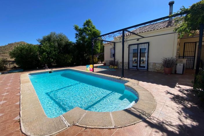 Image No.1-3 Bed Villa for sale
