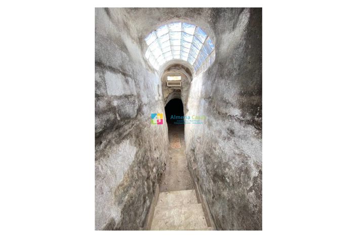 Image No.29-5 Bed Country House for sale