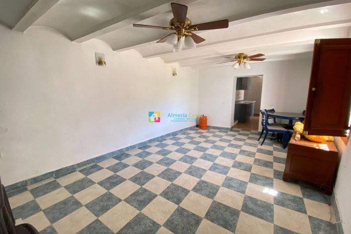 Image No.10-3 Bed Country House for sale