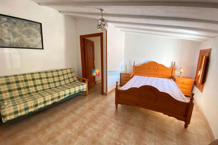 Image No.21-3 Bed Country House for sale