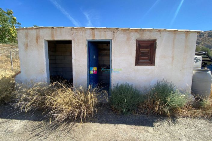 Image No.39-3 Bed Country House for sale