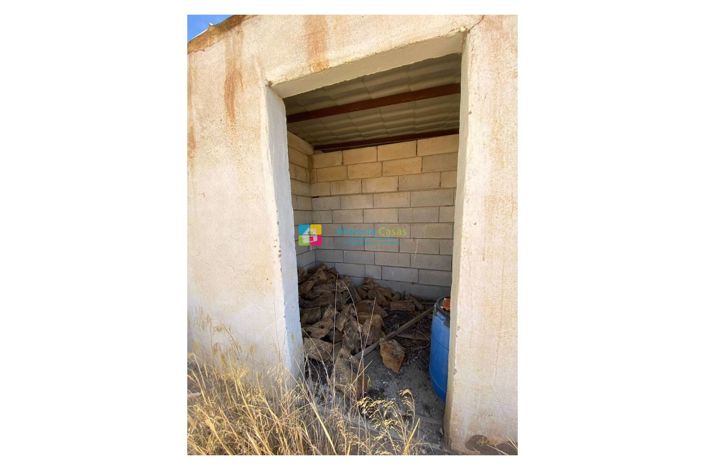 Image No.44-3 Bed Country House for sale