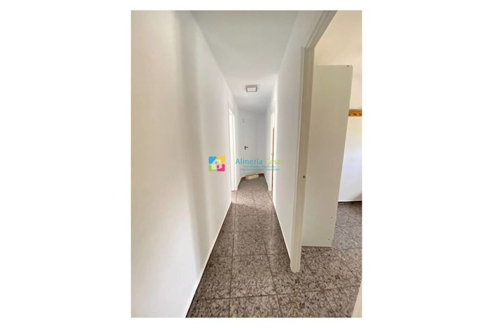 Image No.8-3 Bed Country House for sale