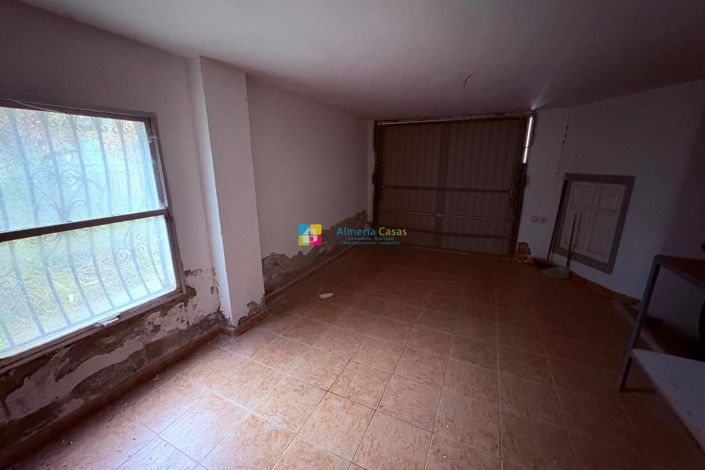 Image No.32-4 Bed Villa for sale