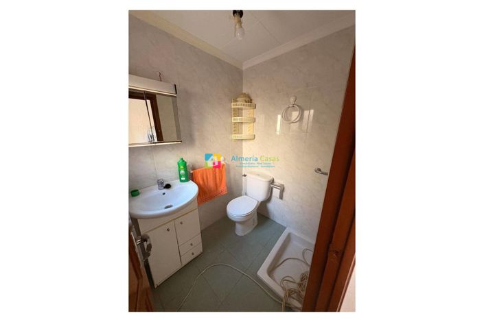 Image No.23-3 Bed Townhouse for sale