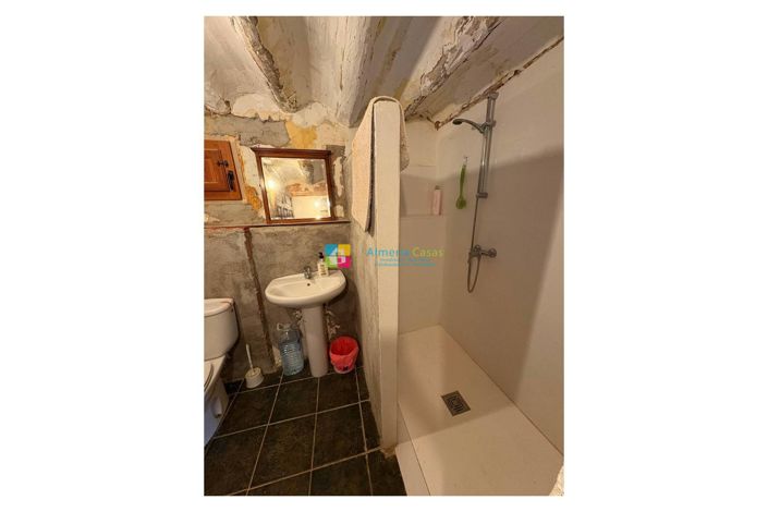 Image No.14-6 Bed Country House for sale