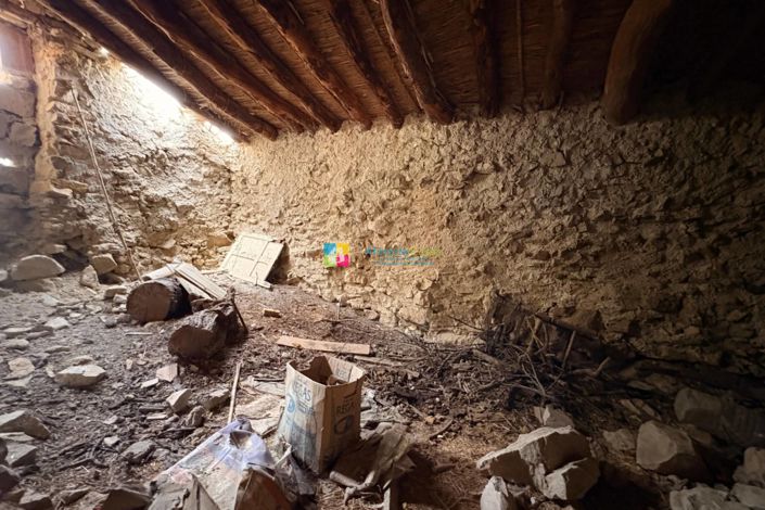 Image No.40-6 Bed Country House for sale