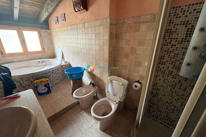 Image No.11-3 Bed Duplex for sale