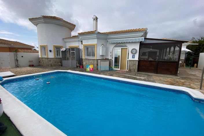 Image No.3-3 Bed Villa for sale