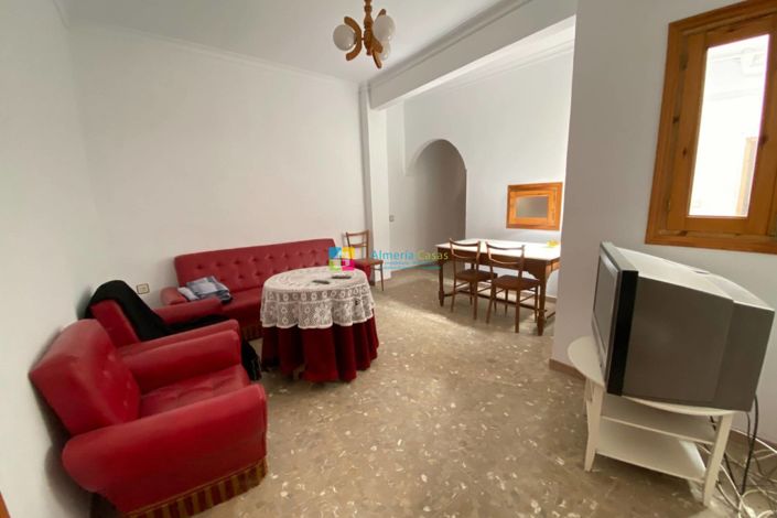 Image No.13-6 Bed Townhouse for sale