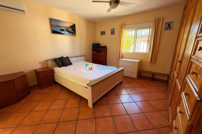 Image No.19-3 Bed Villa for sale